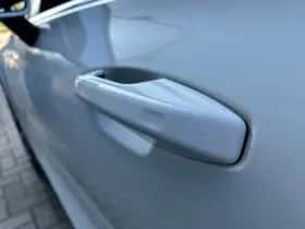 Volvo V60 (2021) thumbnail 5