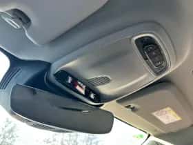 Volvo V60 (2021) thumbnail 9