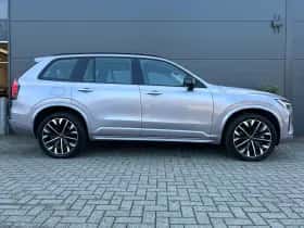 Volvo XC90 (2025) thumbnail 2