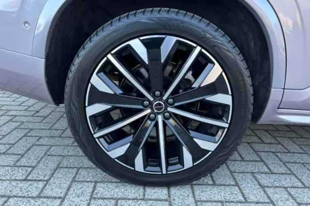 Volvo XC90 (2025) thumbnail 4