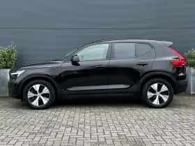 Volvo XC40 (2022) thumbnail 2