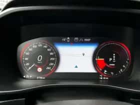 Volvo XC40 (2022) thumbnail 9