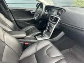 Volvo V40 (2018) thumbnail 18