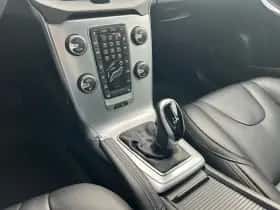 Volvo V40 (2018) thumbnail 8
