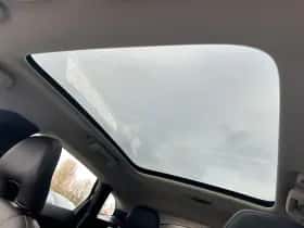 Volvo V40 (2018) thumbnail 9