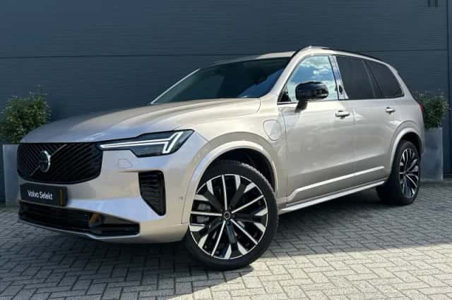 Volvo XC90 (2025) thumbnail 1