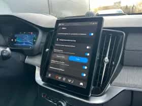 Volvo XC90 (2025) thumbnail 33