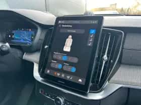 Volvo XC90 (2025) thumbnail 36