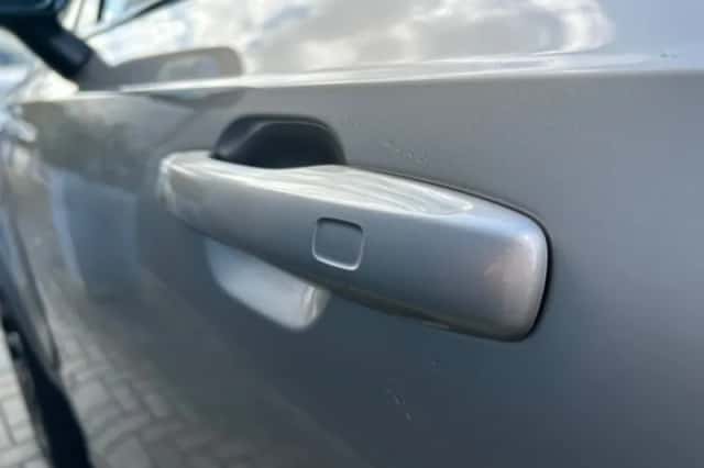Volvo XC90 (2025) thumbnail 5