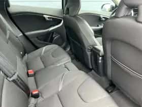 Volvo V40 (2019) thumbnail 16