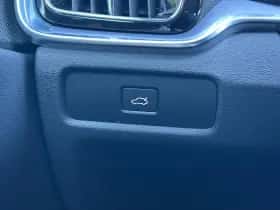 Volvo V60 (2022) thumbnail 12