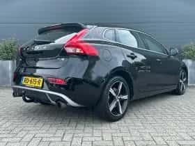 Volvo V40 (2017) thumbnail 2