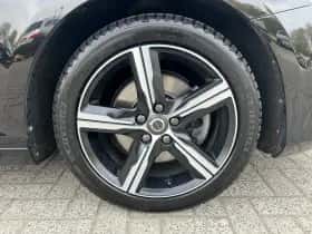 Volvo V40 (2017) thumbnail 4