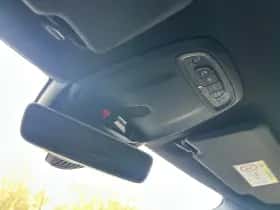 Volvo V40 (2017) thumbnail 9