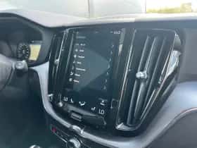Volvo XC60 (2019) thumbnail 25