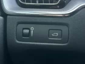 Volvo XC60 (2019) thumbnail 9