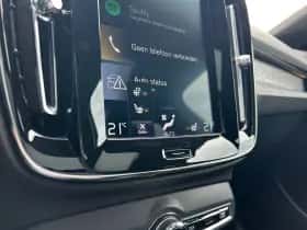 Volvo XC40 (2018) thumbnail 18