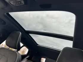 Volvo XC40 (2018) thumbnail 8