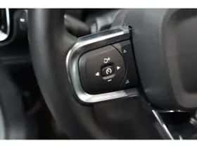 Volvo C40 (2024) thumbnail 11