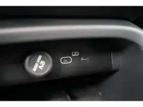 Volvo C40 (2024) thumbnail 23