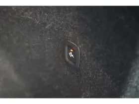 Volvo C40 (2024) thumbnail 24