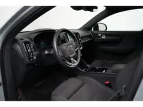 Volvo C40 (2024) thumbnail 5