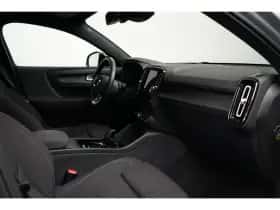 Volvo C40 (2024) thumbnail 6