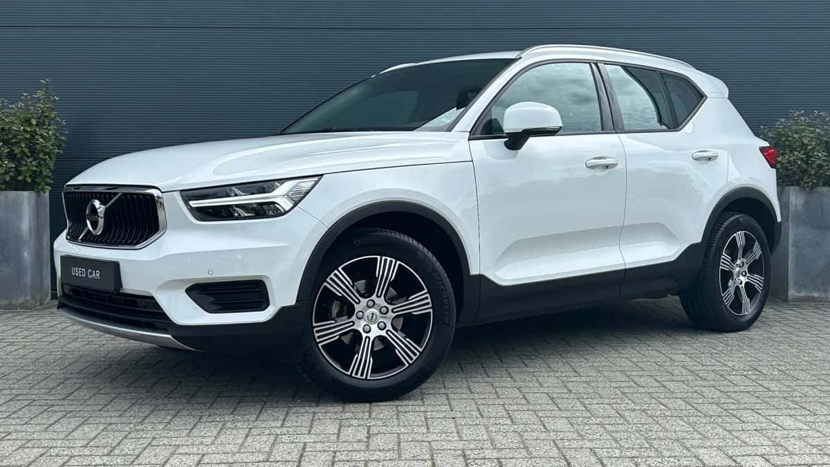 Volvo XC40 (2019) — foto 1
