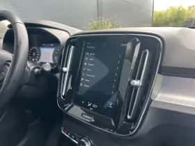 Volvo XC40 (2019) thumbnail 24