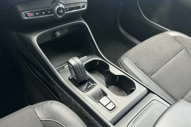 Volvo XC40 (2019) thumbnail 6