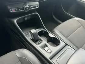 Volvo XC40 (2019) thumbnail 6