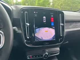 Volvo EX40 (2025) thumbnail 18