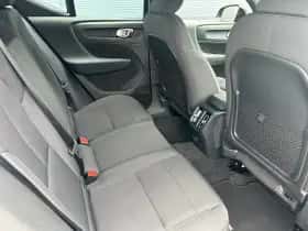 Volvo EX40 (2025) thumbnail 20