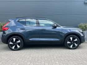 Volvo EX40 (2025) thumbnail 3