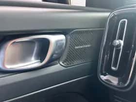 Volvo EX40 (2025) thumbnail 9