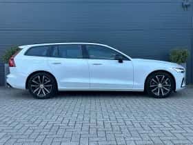Volvo V60 (2025) thumbnail 3