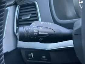 Volvo XC90 (2016) thumbnail 14