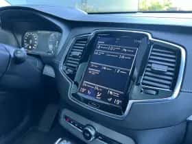 Volvo XC90 (2016) thumbnail 28