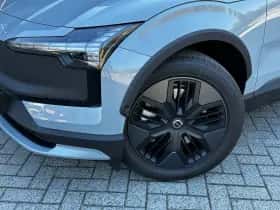 Volvo EX30 (2026) thumbnail 32