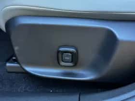 Volvo EX30 (2026) thumbnail 8