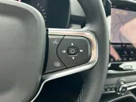 Volvo XC40 (2025) thumbnail 15