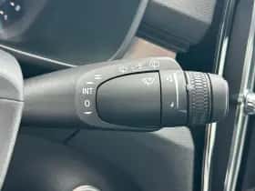 Volvo XC40 (2025) thumbnail 17
