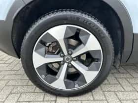 Volvo XC40 (2025) thumbnail 4