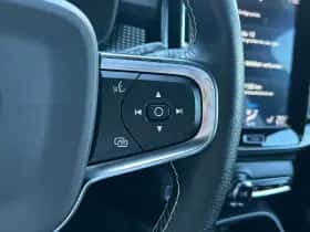 Volvo XC40 (2020) thumbnail 13