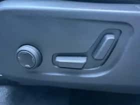 Volvo XC40 (2020) thumbnail 9