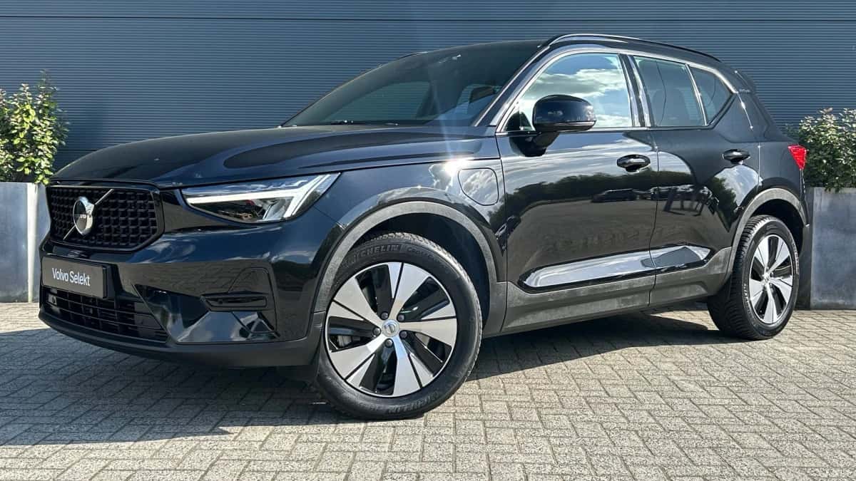 Volvo XC40 (2022) — foto 1