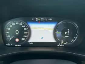 Volvo XC40 (2022) thumbnail 13