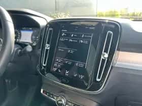 Volvo XC40 (2022) thumbnail 25