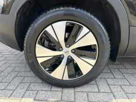 Volvo XC40 (2022) thumbnail 4
