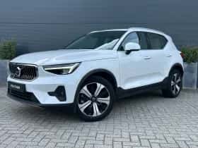 Volvo XC40 (2022)